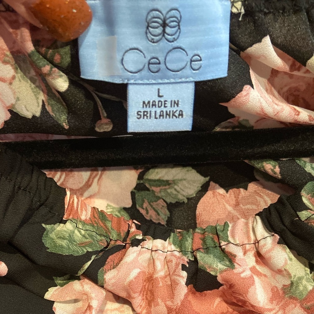 CeCe~Black/Pink RoseFloral~Off Shoulder~Tiered Sleeve~Hemline Tie~Blouse~Size L - Picture 2 of 15